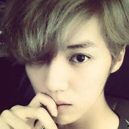 鹿晗的照片鹿晗的照片,光影流转中的青春偶像